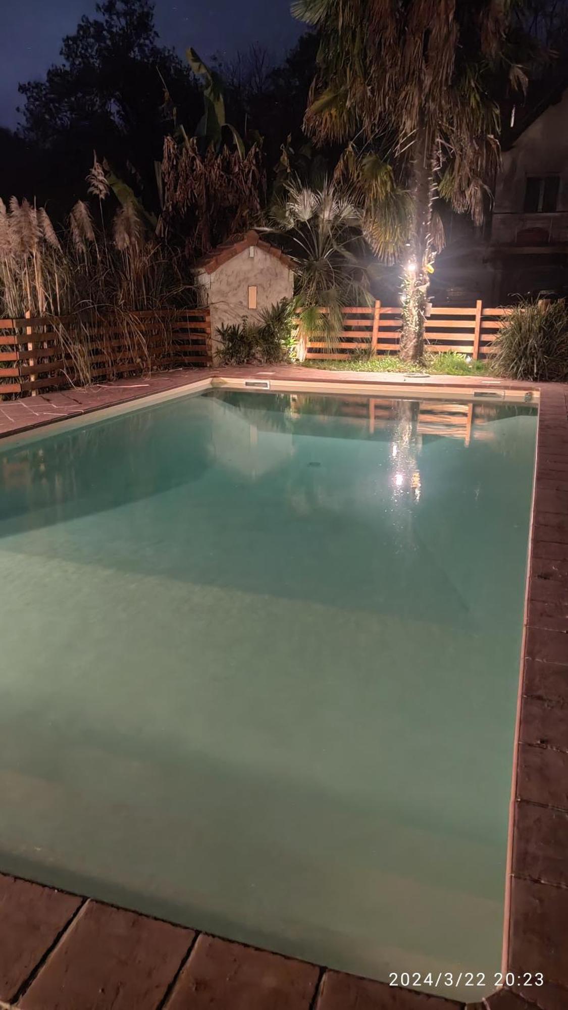 B&B En Plein Coeur De La Foret Artiguelouve Экстерьер фото